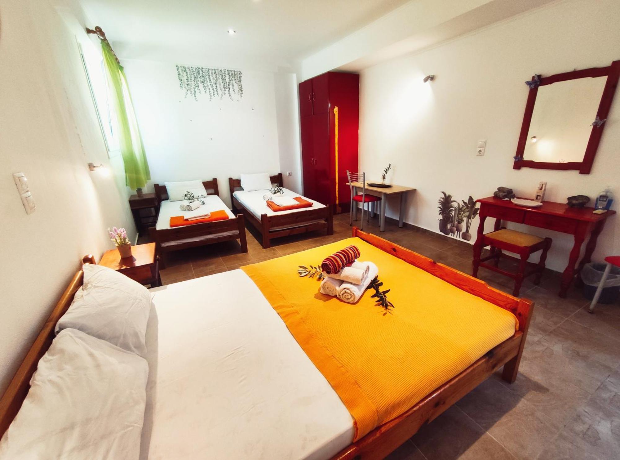 Rena'S Rooms Μελίντα Melinta Zimmer foto